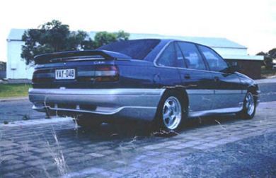 VN COMMODORE SV5000 REAR WING