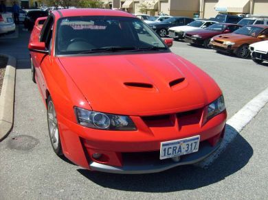 COMMODORE VY MONARO BONNET