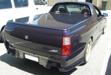 VY MALOO REAR BUMPER (DUAL EXHAUST)