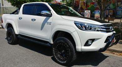 HILUX 2015-2018 PAINTED FACTORY STYLE FLARES