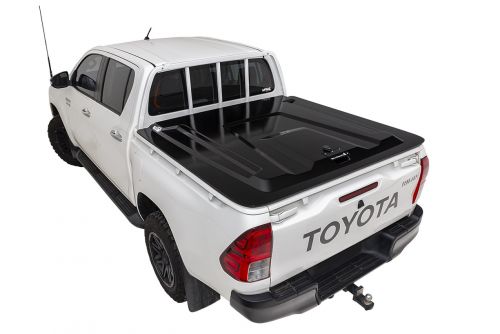 TOYOTA HILUX DUAL CAB SR SILVERBACK UTELID 2015+