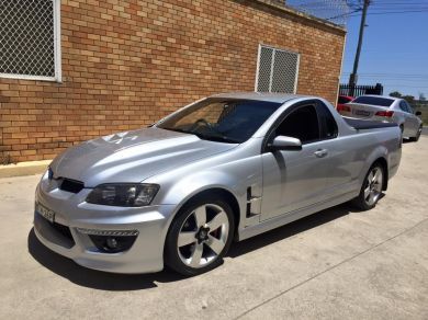 COMMODORE VE E3 CUSTOM CAMARO BONNET