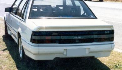 VL COMMODORE LE REAR SKIRT